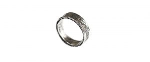 anello Teti, anello in argento 925 martellato e lucidato